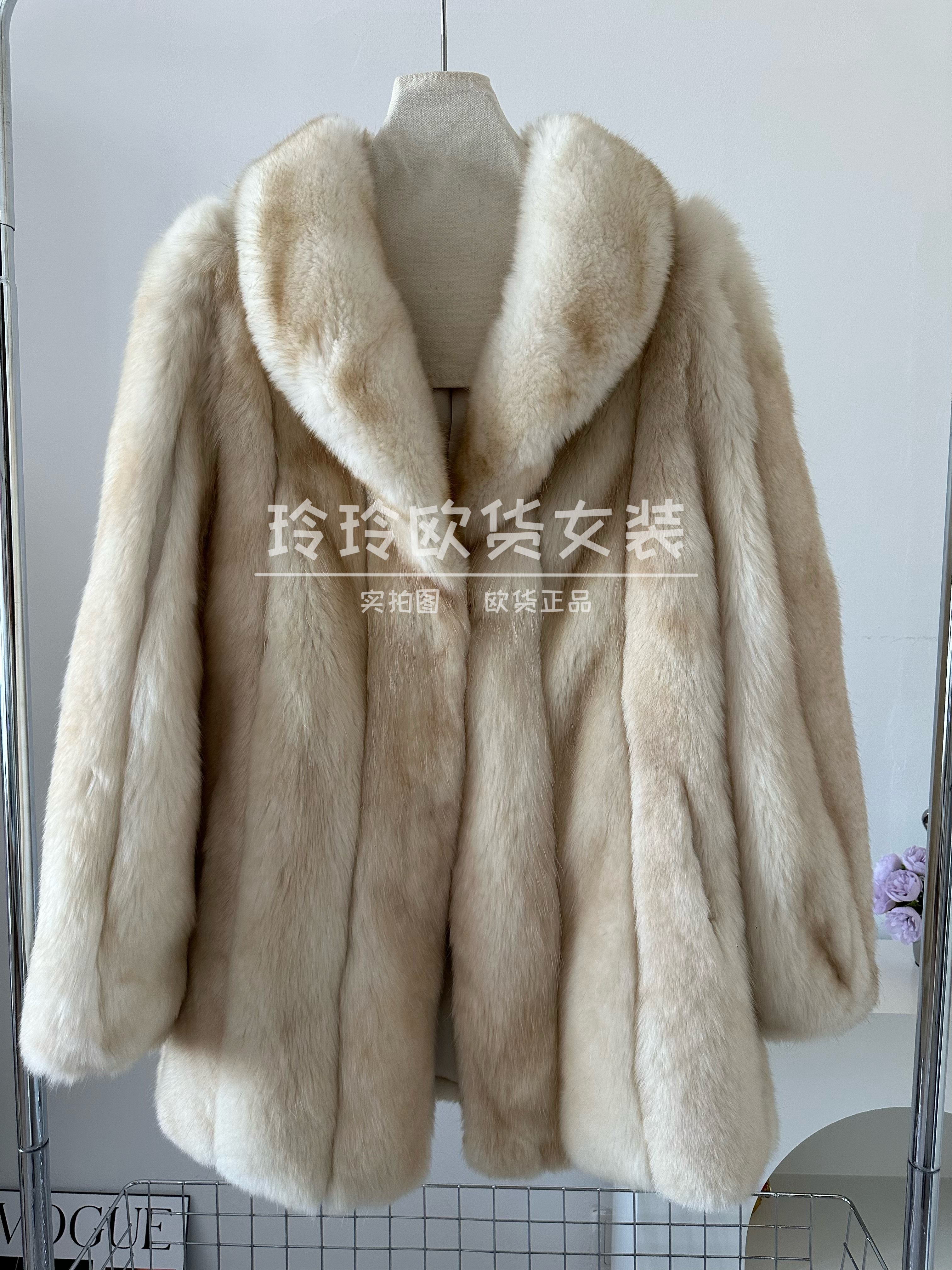 2025欧货新款高品质进口芬兰整皮狐狸毛中长款皮草外套