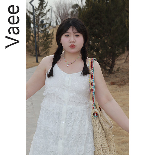 Vaee大码女装法式蕾丝吊带连衣裙春季新款设计感单排扣开叉长裙