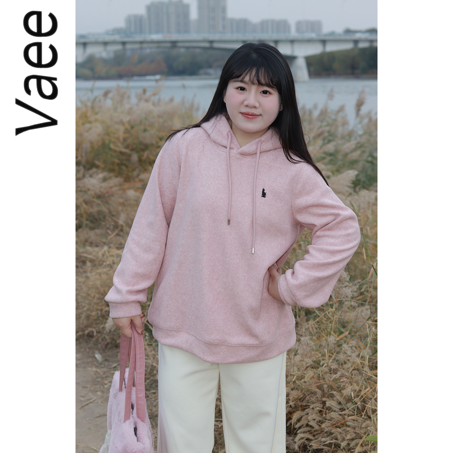 韩版刺绣加绒上衣简约