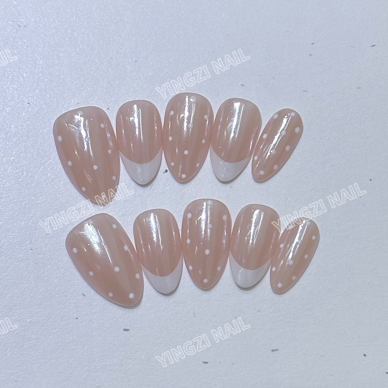 浮光白瓷·纯手工穿戴甲海丽波点法式成品美甲欧美小众ins