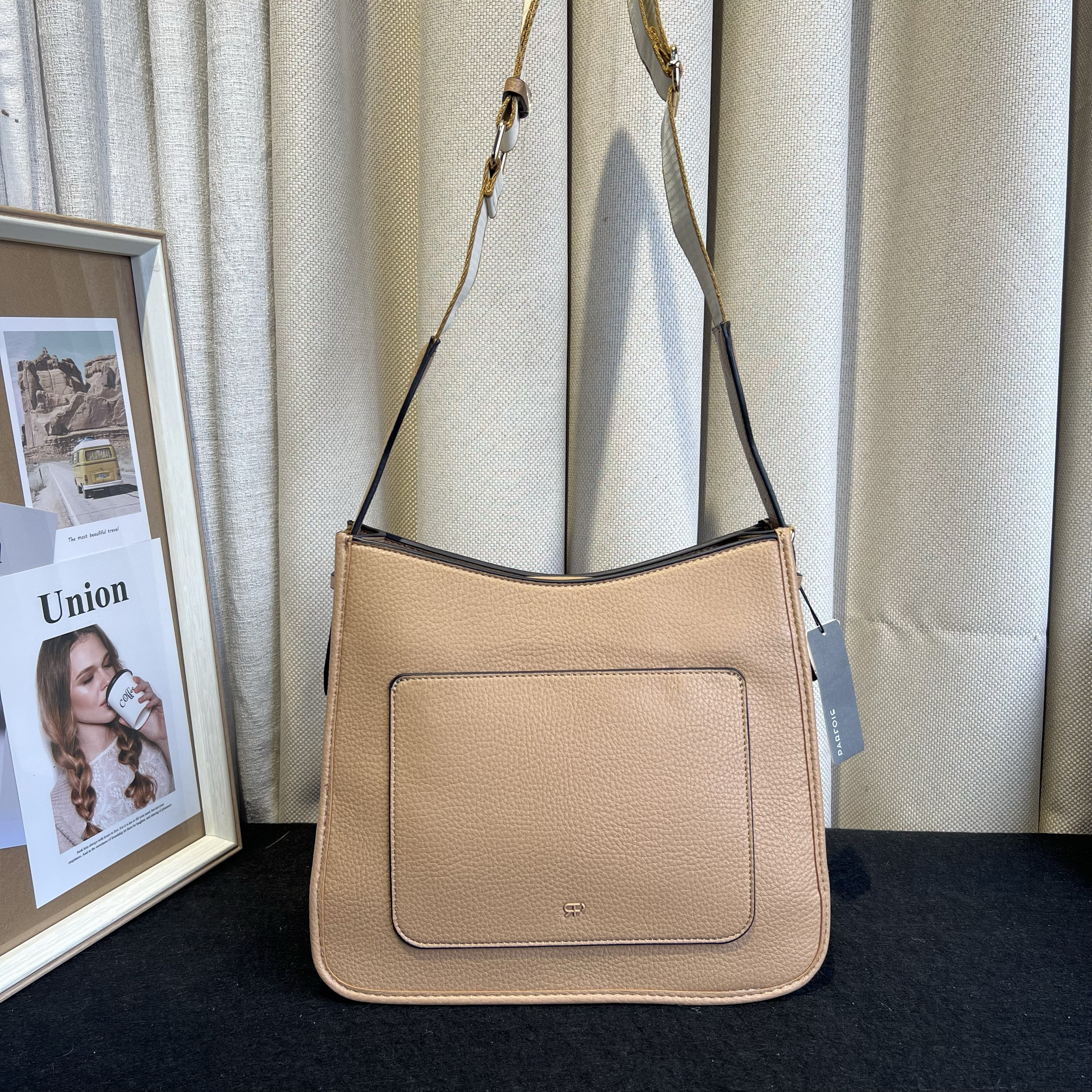 出口西班牙纯原单女包袋欧美外贸单大容量通勤个性桶包单肩斜挎包