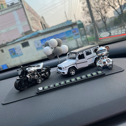杜卡迪摩托车汽车模型摆件合金车载香薰车内中控台装饰移车号码牌