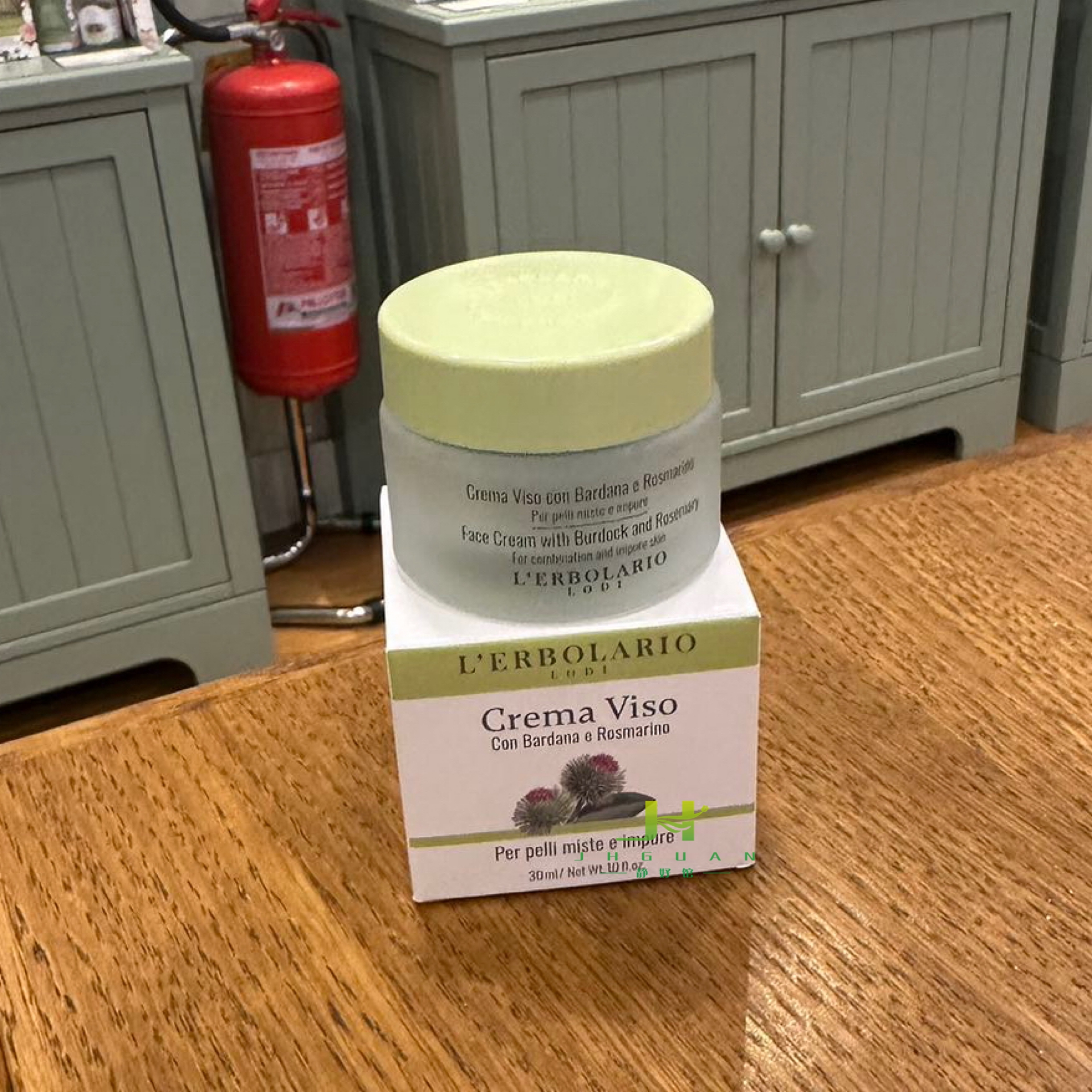 意大利蕾莉欧毛孔油质混合或偏油