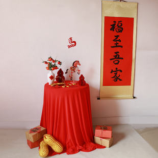 新年全家福拍照道具大卷轴石榴插花福字花瓶马年春节对联金色花生