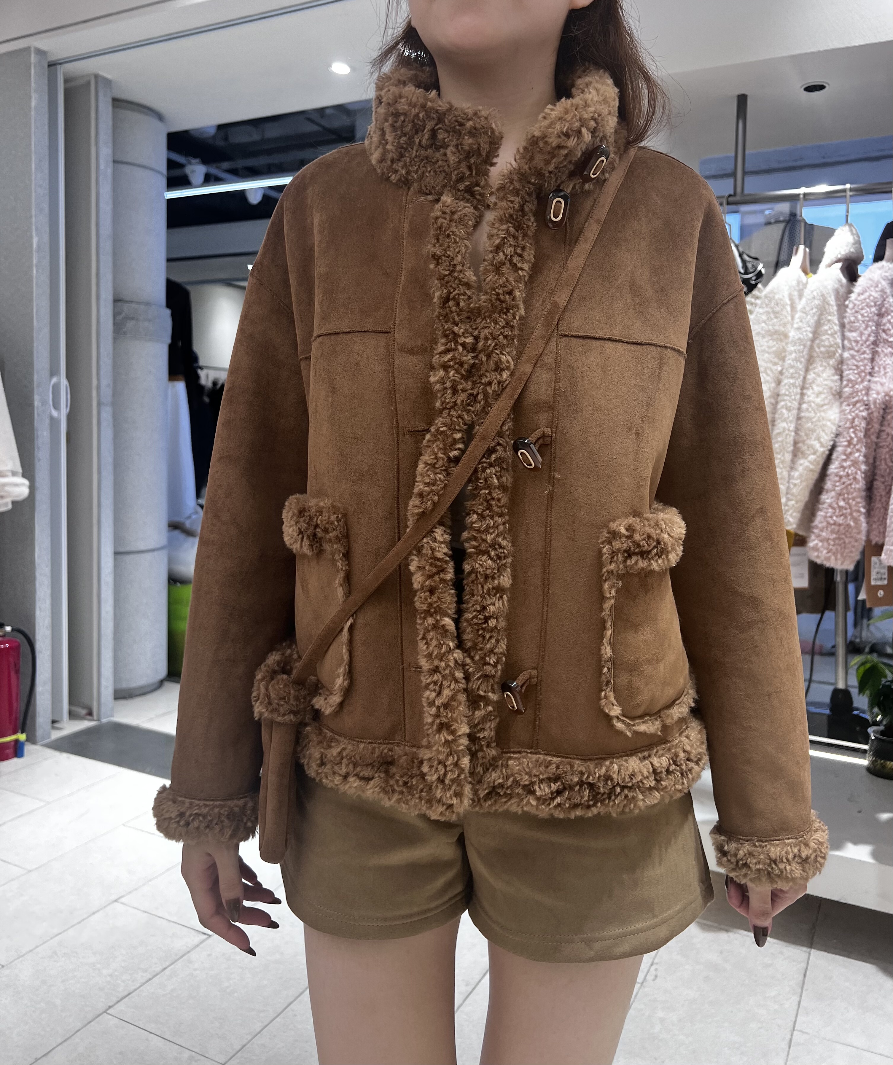 2025秋冬皮毛一体加厚羊羔毛外套短款立领麂皮绒机车服夹克上衣