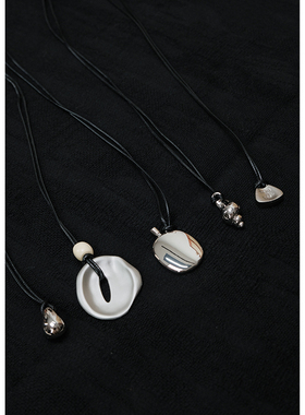 upgranule 银色金属吊坠项链小众项链时尚饰品