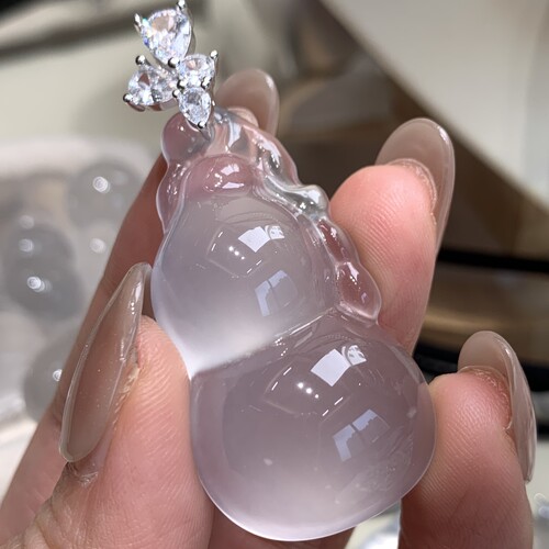 纯天然玉石俄冰白冰高冰玻璃种黑刚正装大葫芦吊坠毛衣链s925银