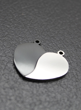 钛钢心形拼接军牌风定做礼品吊坠