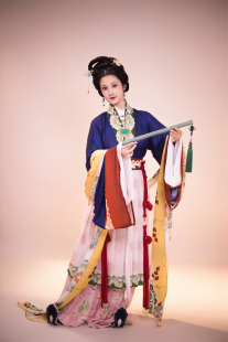 天辰司仕女图 -春水芙蓉 传统服饰 汉服