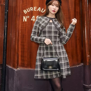 圣诞新年款獨家娘娘her元 miu风财阀小姐姐羊毛假两件针织连衣裙