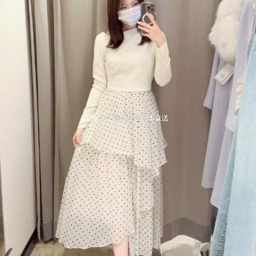 稀少敏感ce1f0rd元 斜侧方领不规则薄纱层次荷叶边拼接针织连衣裙