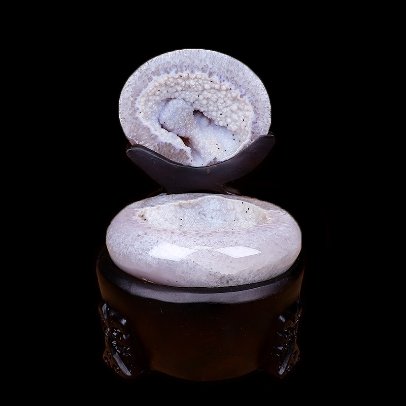 晶贵人天然巴西玛瑙聚宝盆原石玛瑙打磨聚宝盆水晶洞摆件