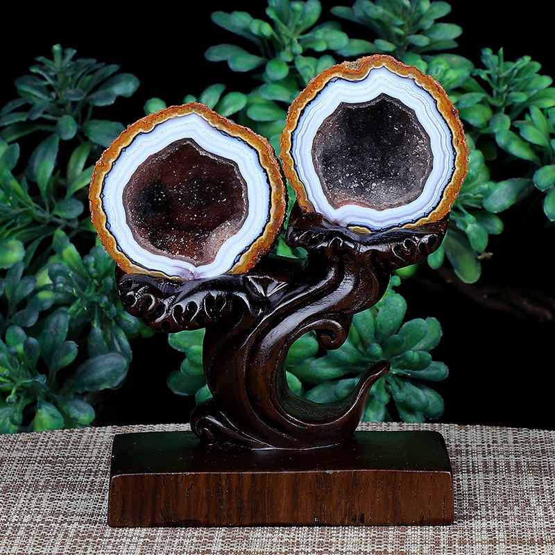 天然玛瑙原石  宣化战国红玛瑙  白拉丝玛瑙摆件