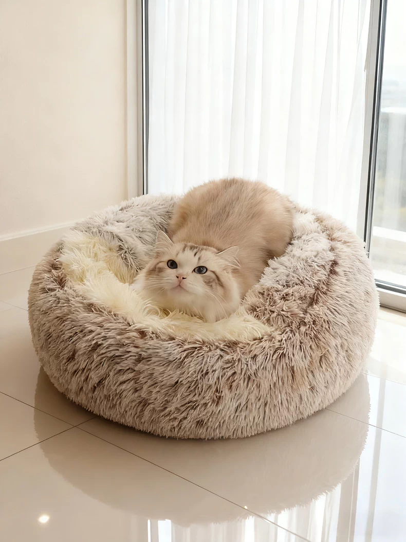 Winter Warm Plush Enclosed Cat Bed – Cozy Shell-Shaped Calming Pet Cave with Thick Cushioned Pad for Cats & Small Dogs, Soft Indoor Sleeping House