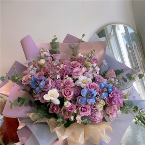 紫玫瑰花束价格 紫玫瑰花束图片 星期三