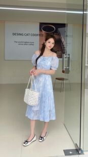 韩系温柔风蓝色晕染连衣裙收腰显瘦a字长裙法式泡泡袖茶歇裙女