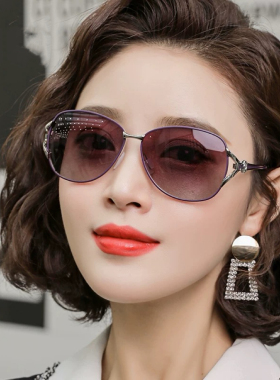 高级感偏光太阳镜女式显脸小2025新款太阳眼镜防紫外线开车墨镜潮