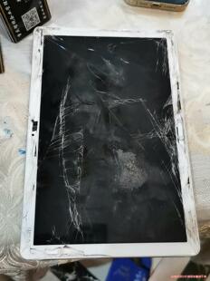 华为平板BAH2-W09 插卡版 成色如图 配置不详 开机主议价商品