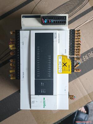施耐德 TM238LDD24DT 二手拆机，功能包好，成色如议价商品