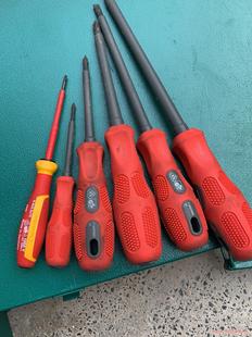 肯尼迪绝缘螺丝刀，5把肯尼迪，一把达威力，全新(议价商品）