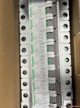 施耐德1P断路器，C10，型号OSMC32N1C10，全新带(议价商品）