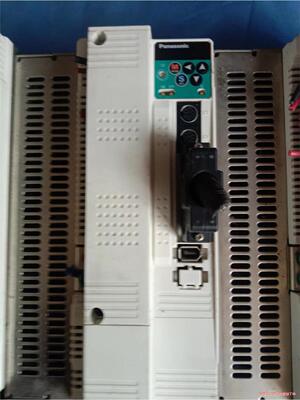 驱动器品牌：驱动器 MFDDTA390003(议价商品）