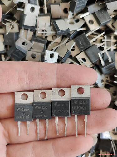 原字进口拆机  RHRP8120 8A/1200V 快恢复二(议价商品）