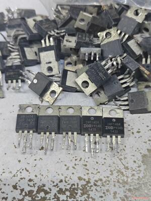 一色板IRF1404 F1404Z 原装进口拆机大功率场效应(议价商品）