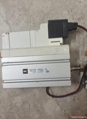 SMCSMC带电磁阀气缸CDU16D-E8036-30气缸议价商品