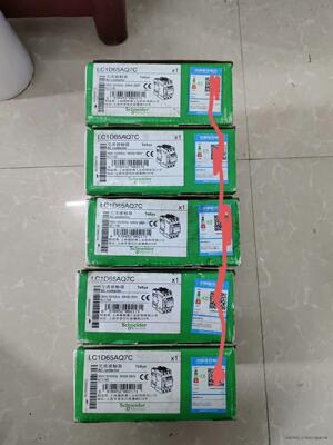 施耐德LC1D65AQ7C接触器，线圈380V，数量21个，