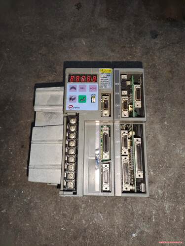 拆机东荣驱动器VLNBT-025P2V-AXI功能包好无修议议价商品