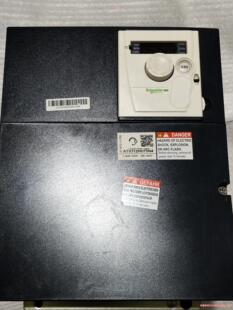 施耐德变频器,21年的,可充新,1500顺丰包邮。不议价。议价商品