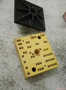 skiip21nab06i，原装拆机，包好，壳子破一点点，图(议价商品）