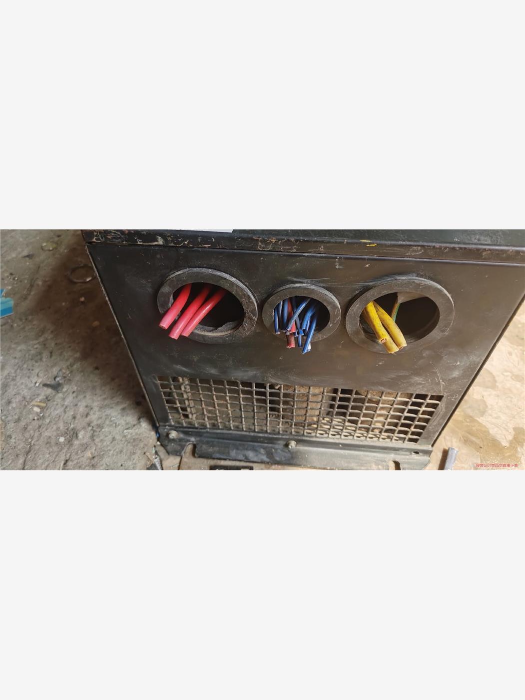 拆机件正弦变频器TC3A01 30kw，未测具体功能，呈色如(议价商品）