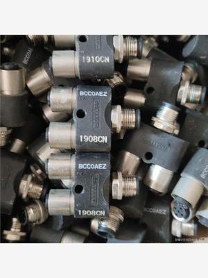 原装正品巴鲁夫Y型连接器BCC0AEZ 拆机 现货300个左