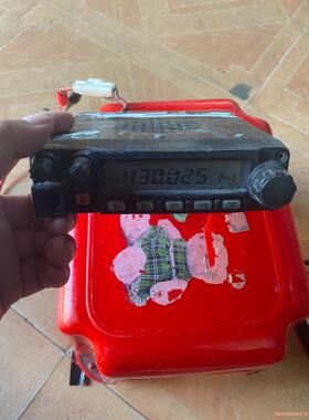 八重洲FT-1807M车载电台实物拍摄！通电开机！售出不(议价商品）