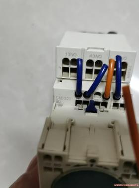 原装 施耐德三直流接触器CAD323BD 24V DC，议价商品
