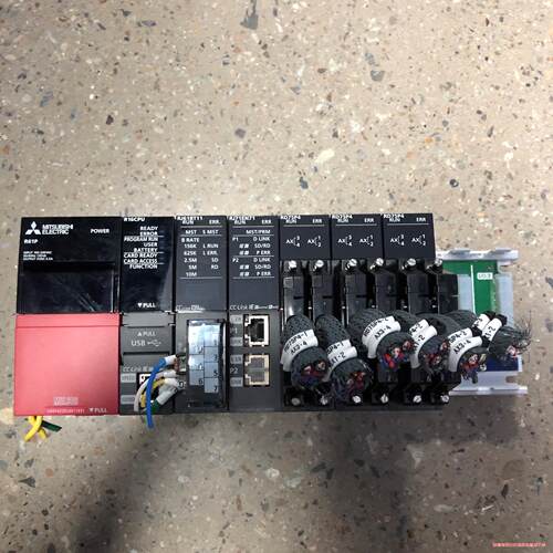 原装拆机三菱R系列模块R61P R16CPU RJ61BT1议价商品 - 封面