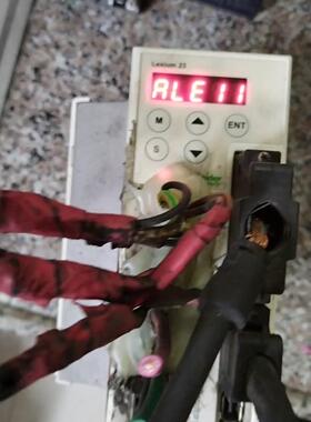 施耐德伺服驱动器LXM23D∪15M3X，二手拆机，通电正常议价商品