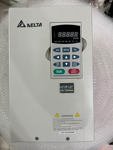VFD075V23A-2台达变频器7.5KW 220V工程愉(议价商品）