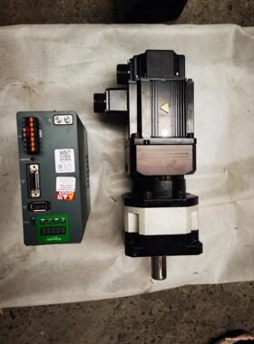 施耐德伺服电机套装，1KW，带减速机，LXM16DU10M2(议价商品）