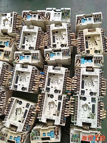 三菱FX3G-14MT/ES/FX2N-32CCL多套PLC骏营商贸-议价