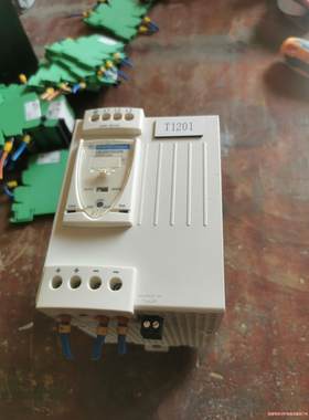 施耐德开关电源ABL8WPS24200，二手拆机的成色如图美骏营议价商品