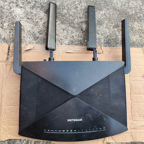 NETGEAR 夜鹰 X10 R9000 无线三频路由器 A