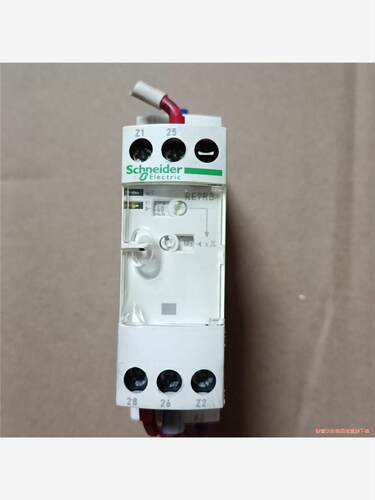 施耐德时间继电器 RE7RB13MW  1只，100元(议价商品）