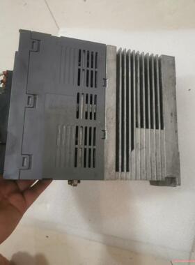 LS变频器 L7SA008B 750W 220V 实物拍摄(议价商品）