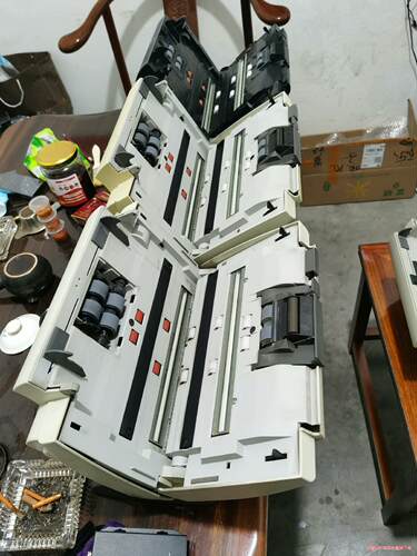 一台i2400.四台i1220Plus，正常使用收回，有一台(议价商品）