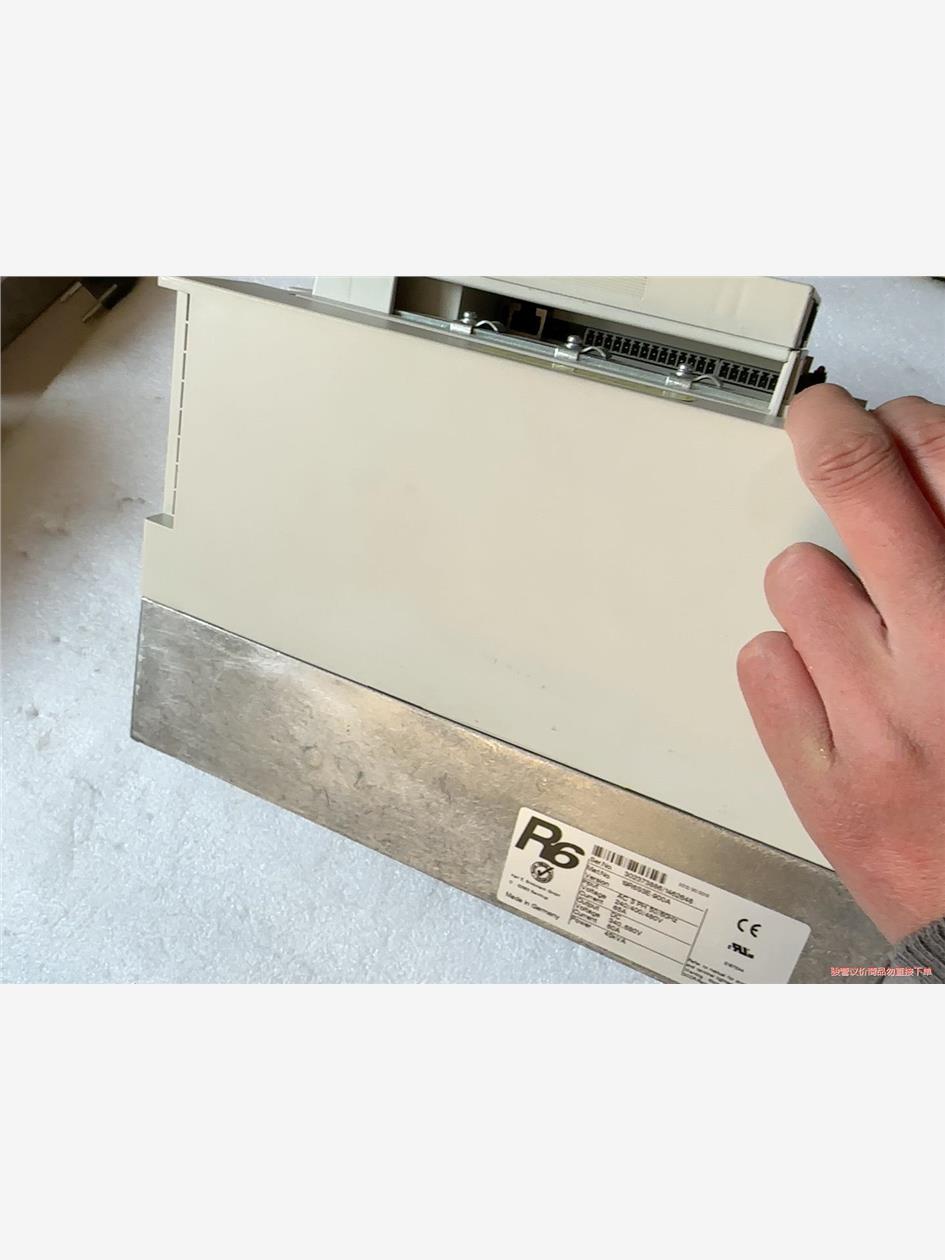科比变频器 19R6S3E-900A，实物图片，功能正常，面(议价商品）