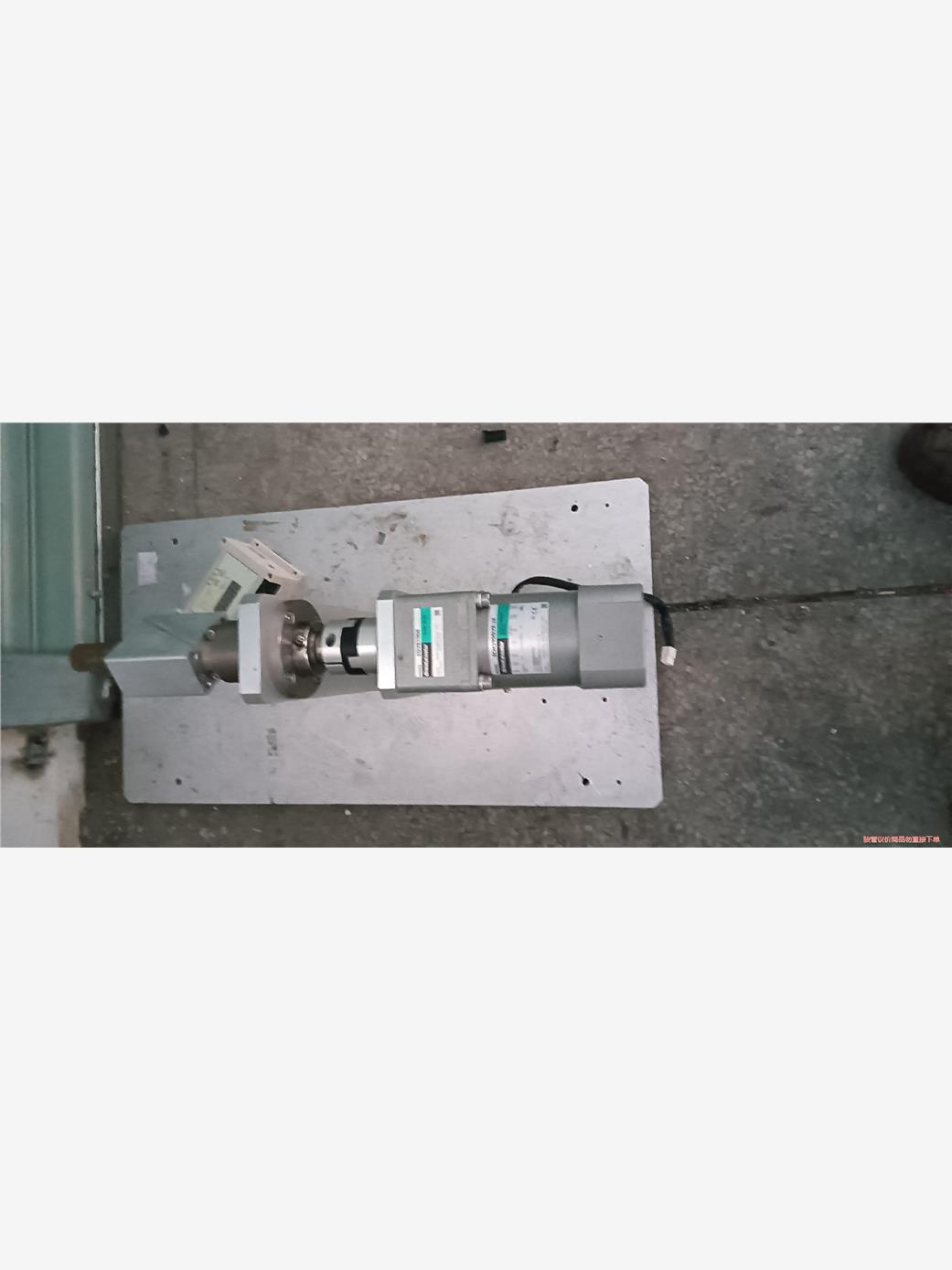 东方马达，电容运转异步电动机SCM590GVR-JA，议价出(议价商品）