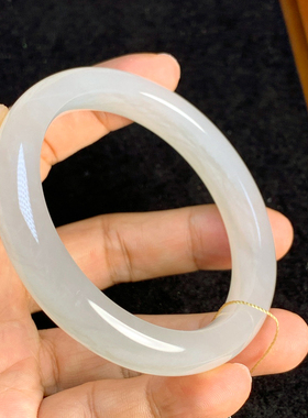 天然和田玉白玉手镯女冰种白月光玉镯子玉手镯49.34克内径57毫米